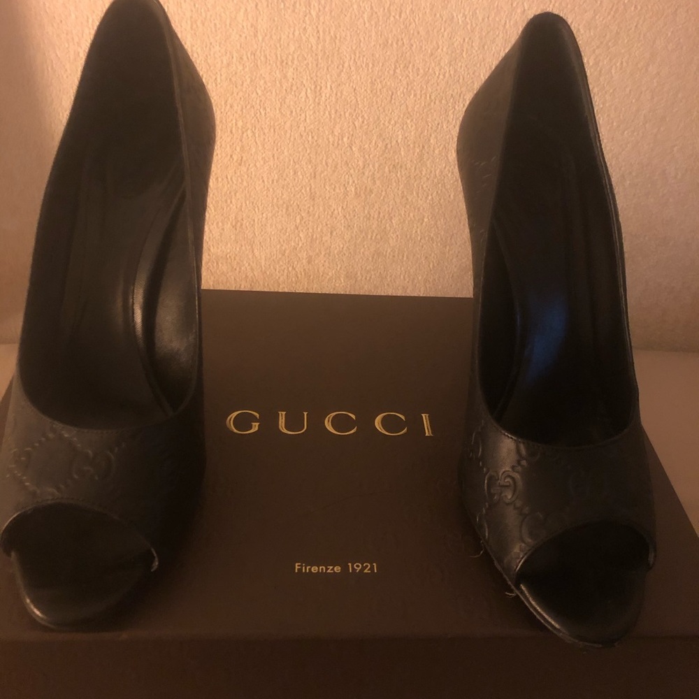 Gucci Stilleto Authentic Size 40